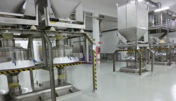 Milk Powder vibrating sifter Russell Compact Sieve installed at Nestle