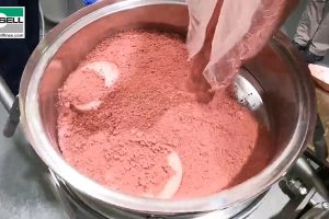 Video thumbnail_Hygienic and efficient sieving of makeup powders (1) Video thumbnail_Hygienic and efficient sieving of makeup powders (1)